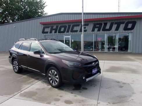 Used 2024 Subaru Outback Limited AWD/4WD image 1