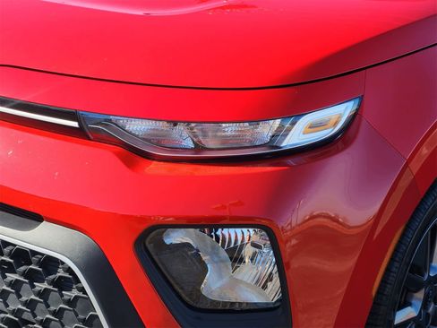 Certified 2021 Kia Soul S image 7