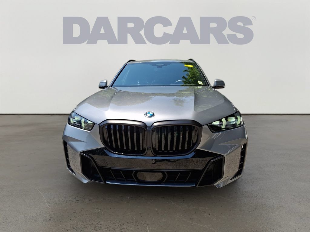 Used 2024 BMW X5 xDrive40i w/ M Sport Package AWD/4WD image 2