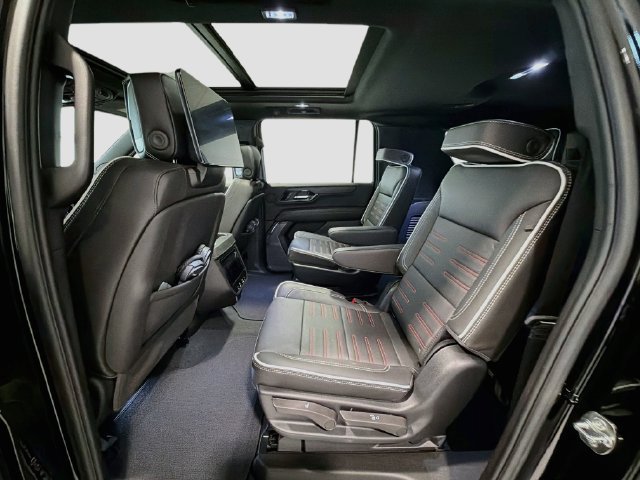 Certified 2026 GMC Yukon XL AT4 Ultimate AWD/4WD image 23