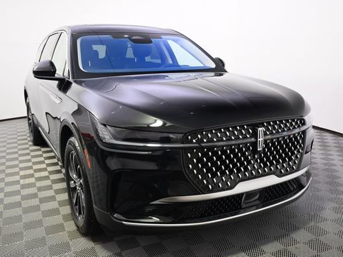 New 2026 Lincoln Nautilus Premier w/ Equipment Group 102A AWD/4WD image 9