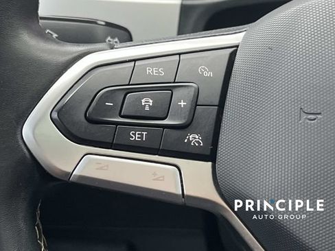 Used 2022 Volkswagen Atlas SEL AWD/4WD image 19