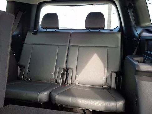 Certified 2025 Hyundai Santa Fe SEL image 10