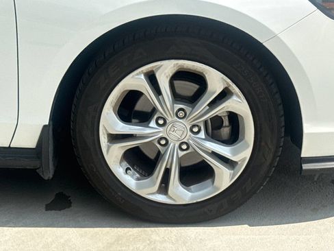 Certified 2023 Honda Accord LX image 11