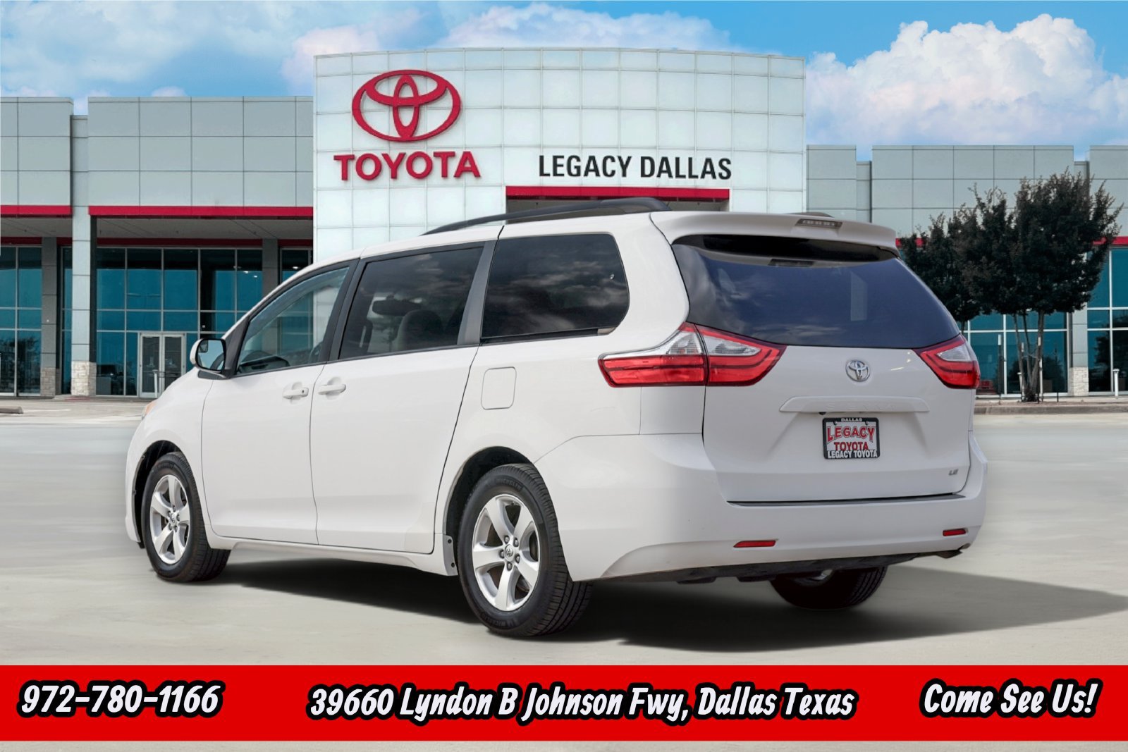 Used 2017 Toyota Sienna LE FWD image 7