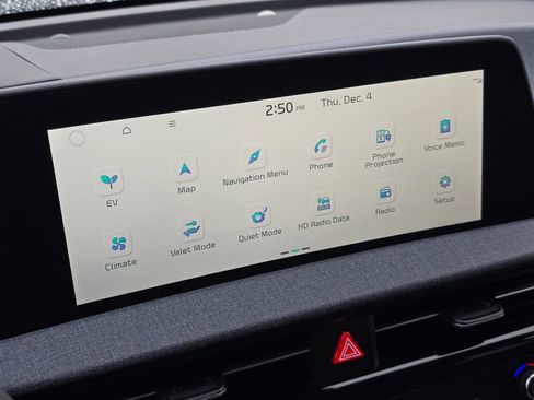 Certified 2023 Kia EV6 Light image 33