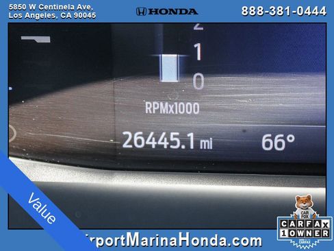 Used 2025 Ford Escape ST-Line AWD/4WD image 2
