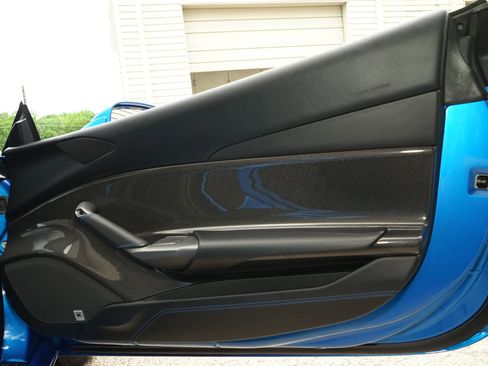 Used 2017 Ferrari 488 Spider image 24