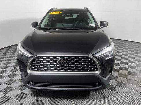 Certified 2023 Toyota Corolla Cross XLE FWD image 2