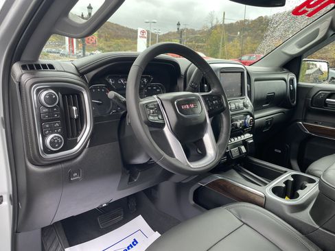 Used 2019 GMC Sierra 1500 SLT w/ SLT Premium Package image 15