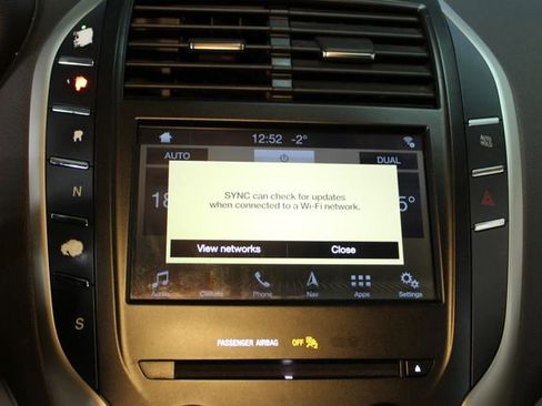 Used 2019 Lincoln MKC Select w/ Select Plus Package image 25