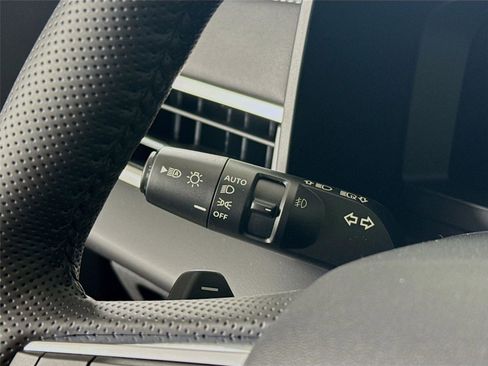 New 2026 Mitsubishi Outlander SEL image 5