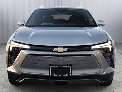New 2026 Chevrolet Blazer EV LT image 2