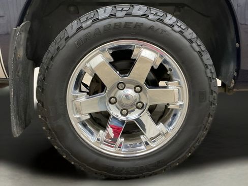 Used 2015 RAM 1500 Classic SLT image 28