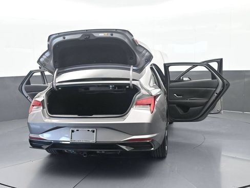 Used 2022 Hyundai Elantra Limited FWD image 74