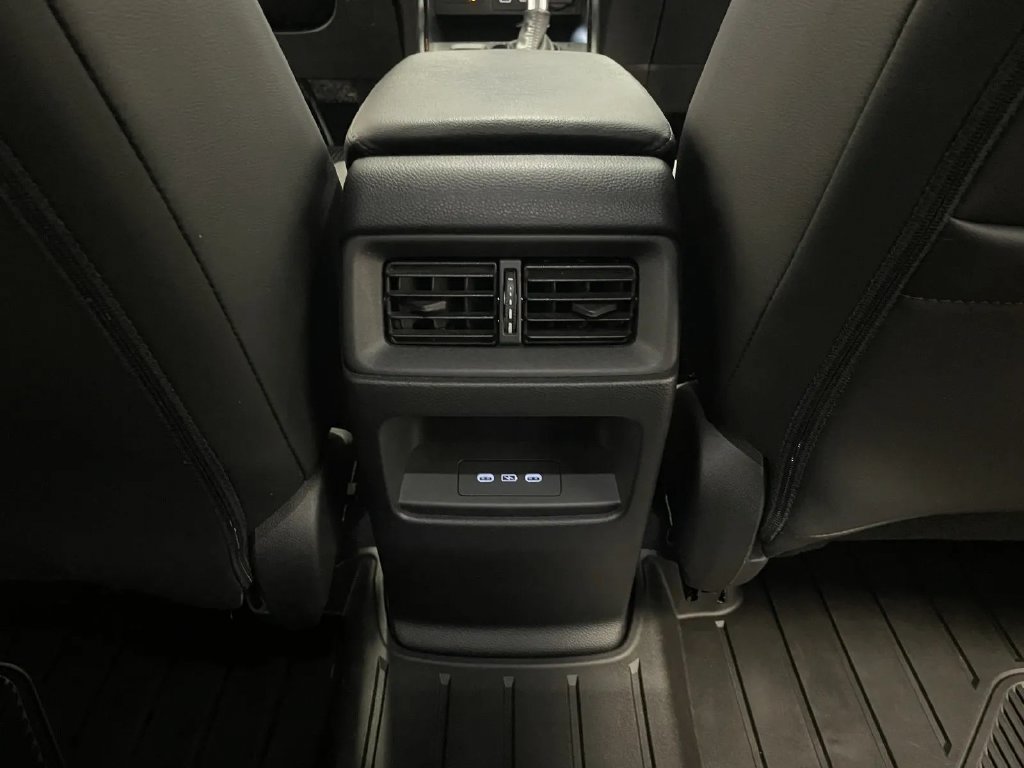 Used 2024 Honda CR-V EX-L image 28