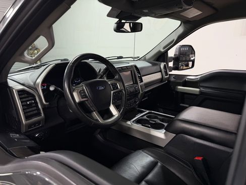 Used 2020 Ford F350 Lariat w/ Lariat Ultimate Package AWD/4WD image 14
