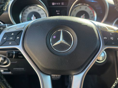 Used 2013 Mercedes-Benz SLK 250 w/ Premium I Pkg image 24