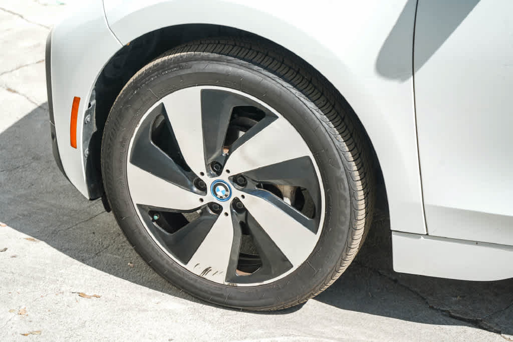 Used 2018 BMW i3 w/ Range Extender RWD image 11