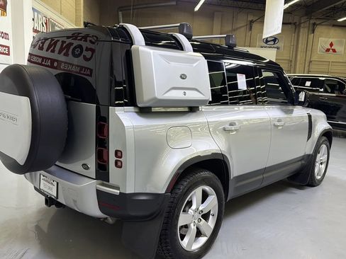 Used 2020 Land Rover Defender 110 First Edition image 8