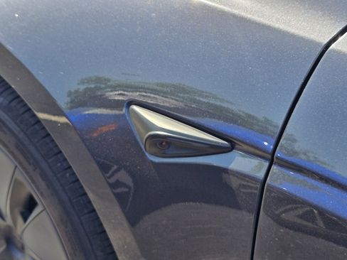 Used 2025 Tesla Model 3 RWD image 19