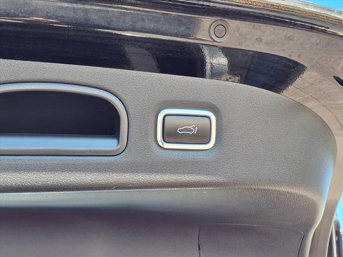 Used 2018 Kia Stinger GT2 image 19