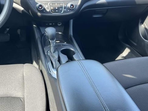 Used 2024 Chevrolet Malibu LT FWD image 18