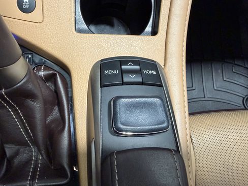 Used 2016 Lexus ES 350 w/ Luxury Package w/Wood Trim FWD image 20