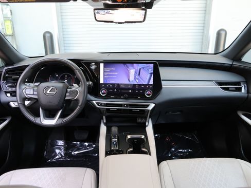 Certified 2024 Lexus RX 350 Premium Plus w/ Convenience Package FWD image 16