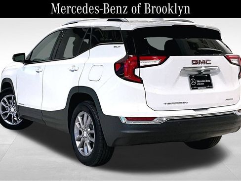 Used 2023 GMC Terrain SLT AWD/4WD image 11