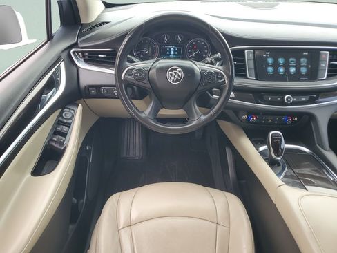 Used 2018 Buick Enclave Essence FWD image 13