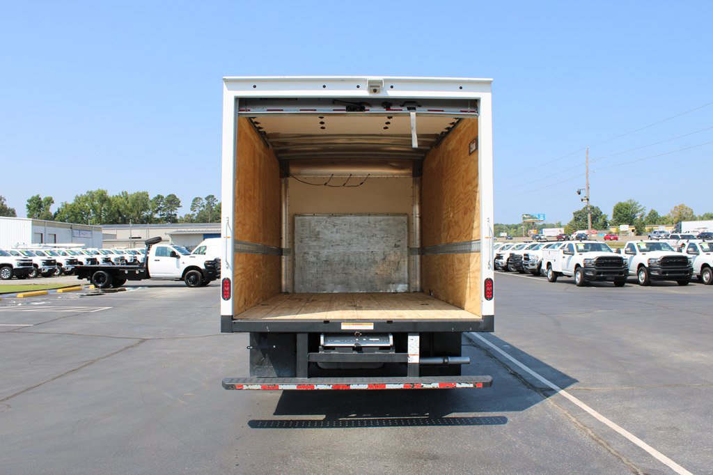 Used 2024 Ford E-350 and Econoline 350 Super Duty w/ Driver's Safety Package RWD image 10