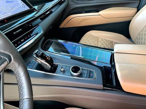 Used 2024 Cadillac Escalade ESV Sport w/ LPO, ONYX Package image 15