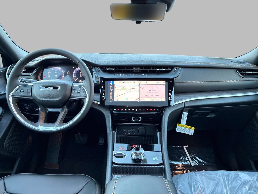 New 2026 Jeep Grand Cherokee Limited AWD/4WD image 7