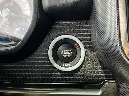 Used 2019 RAM 1500 Limited w/ Advanced Safety Group AWD/4WD image 18