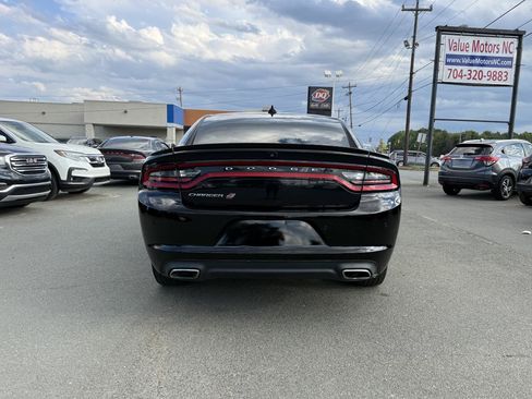 Used 2018 Dodge Charger GT AWD/4WD image 5