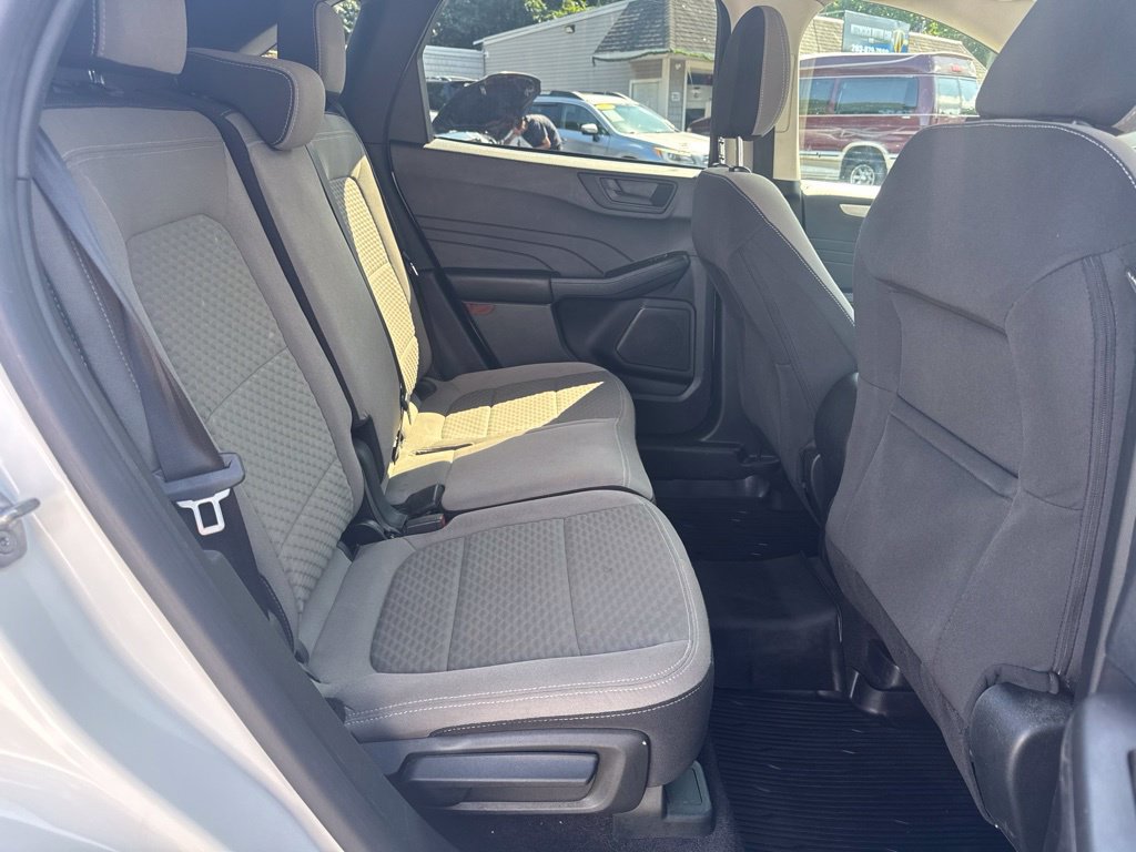Used 2022 Ford Escape SE FWD image 37