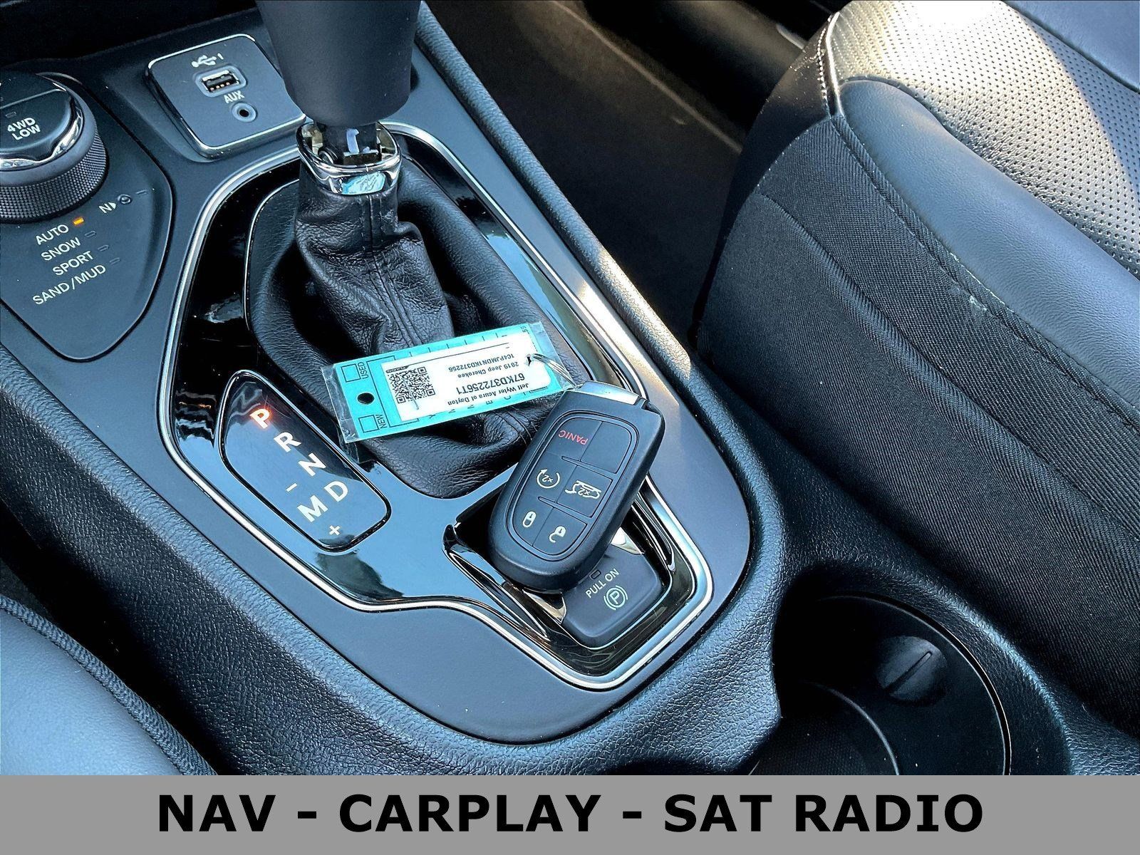 Used 2019 Jeep Cherokee Limited AWD/4WD image 36