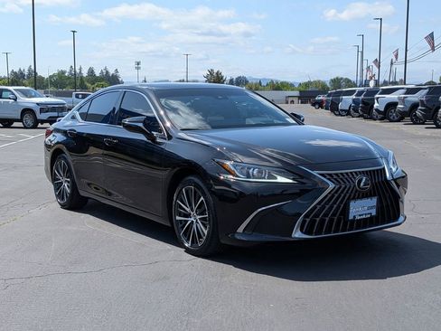 Used 2024 Lexus ES 300h w/ Premium Package FWD image 8