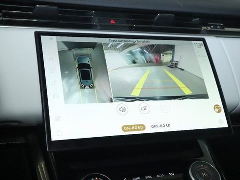 Used 2023 Land Rover Range Rover Sport SE image 26