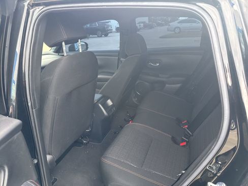 Used 2024 Honda HR-V Sport image 8