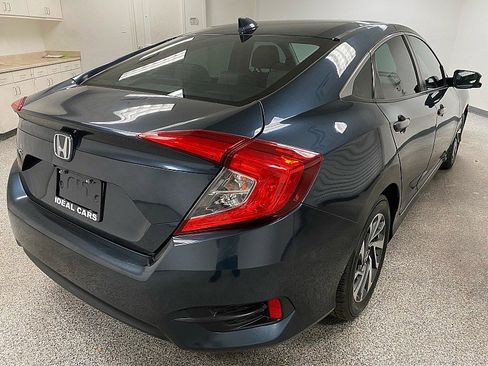Used 2017 Honda Civic EX image 5