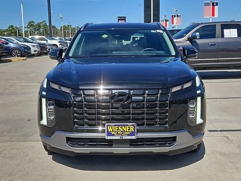 Used 2024 Hyundai Palisade Limited FWD image 2