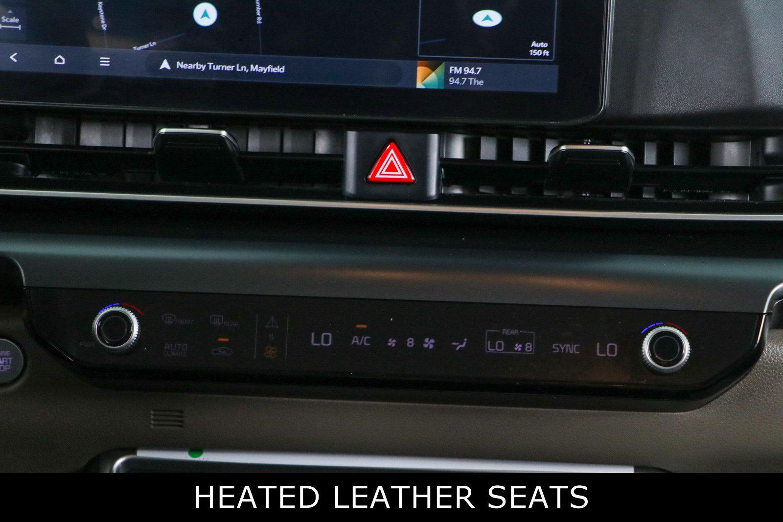 Used 2025 Kia Carnival FWD image 20