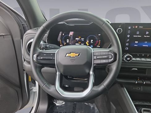 Certified 2025 Chevrolet Colorado LT RWD image 13