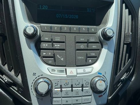 Used 2015 Chevrolet Equinox LS FWD image 16