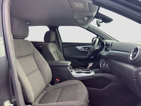 Used 2022 Chevrolet Blazer LT w/ Midnight/Sport Edition FWD image 28