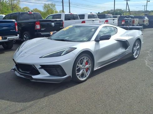 Used 2020 Chevrolet Corvette Stingray Premium Cpe w/ 3LT Preferred Equipment Group RWD image 4