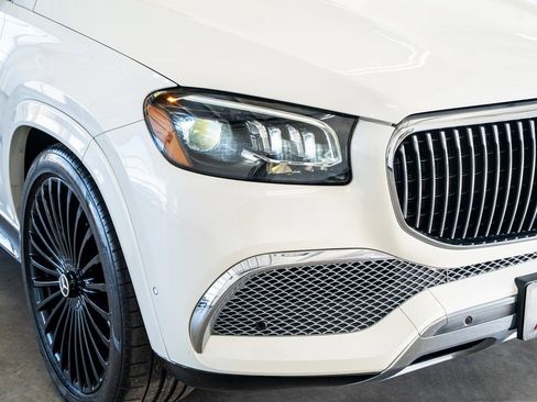Used 2021 Mercedes-Benz Maybach GLS 600 Maybach GLS 600 image 19