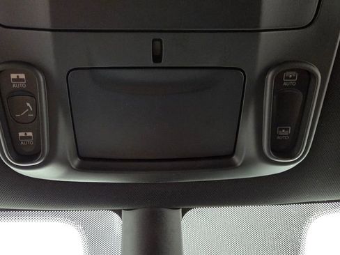 New 2026 Chrysler Pacifica Select image 28